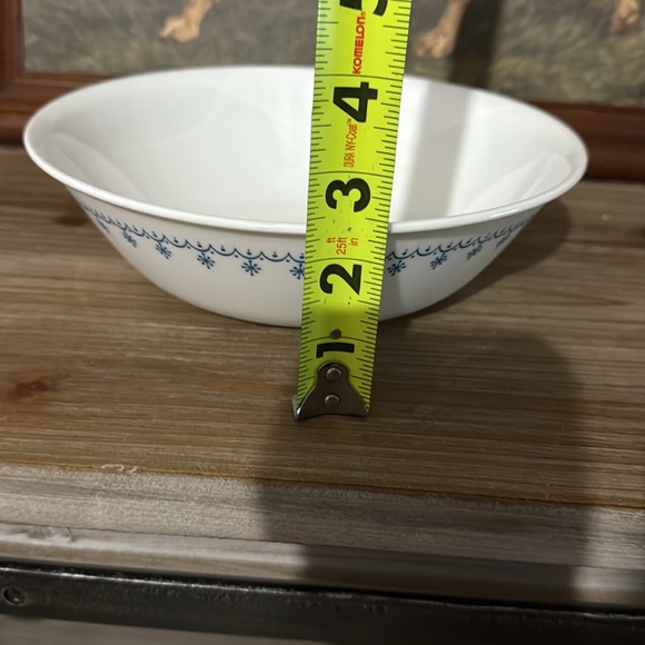 Corelle Snowflake Serving Bowl - Picture 8 of 8